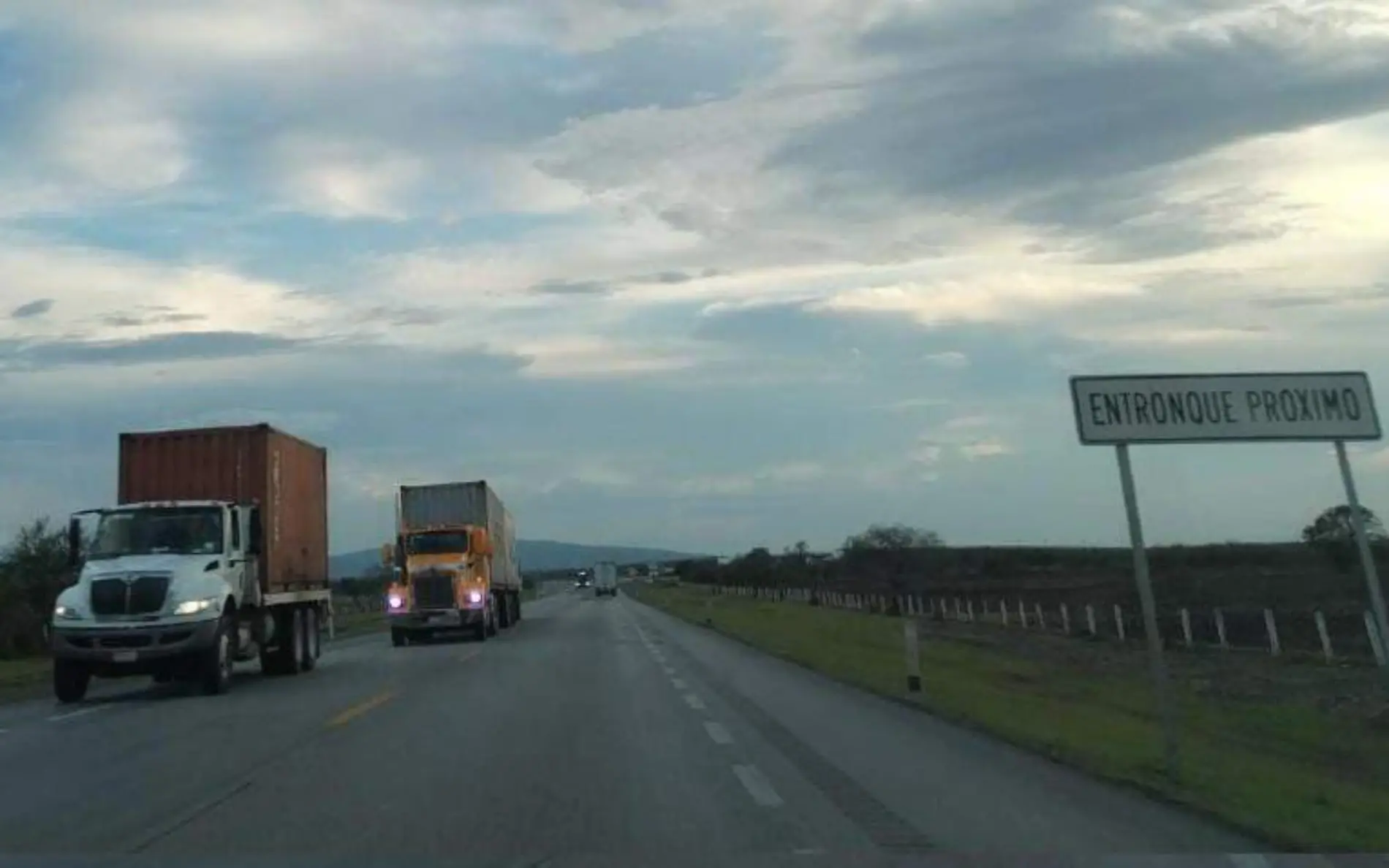 Ven en transporte placas de Tamaulipas y tránsitos de NL los detienen jpg